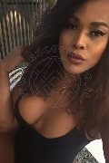 Milano Trans Escort Viviane D'Oro 352 01 66 989 foto selfie 10